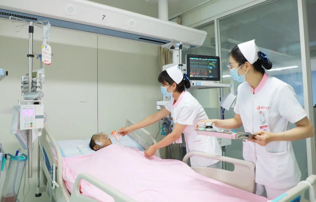 離死亡最近，離希望也更近——記西安國際醫(yī)學(xué)中心醫(yī)院胸外科ICU