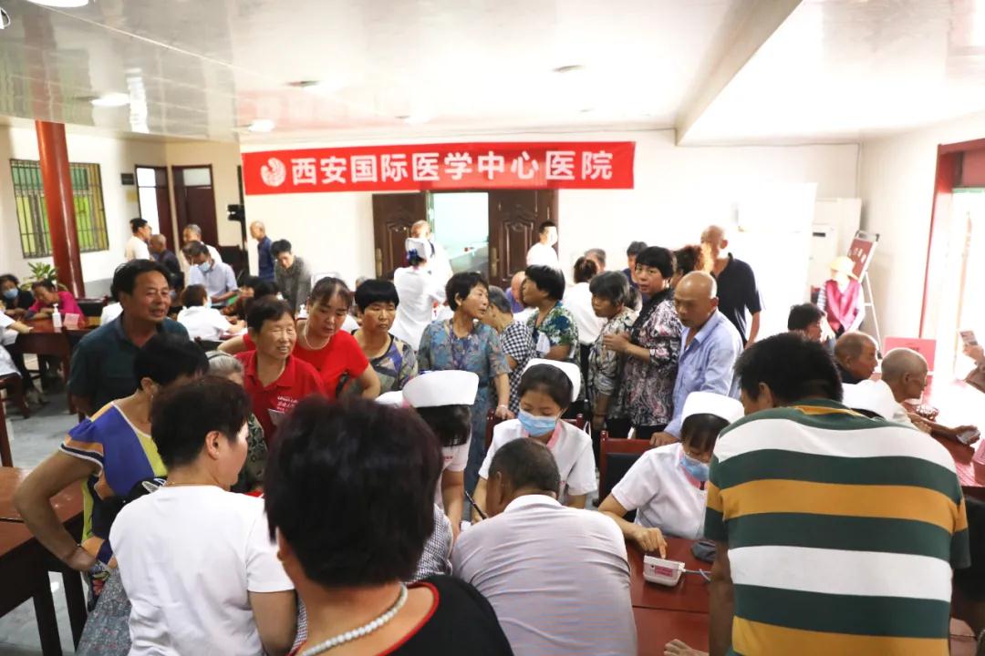 “施天使之愛，佑百姓健康”系列公益義診——走進(jìn)綠地社區(qū)