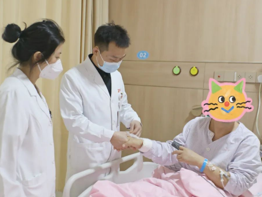 造影劑過(guò)敏？無(wú)“劑”可施，醫(yī)生出“聲”顯“影”打通患者閉塞的血管