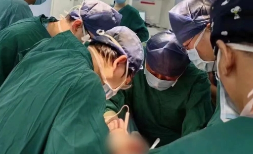 突破氣管外科極限！硬核技術(shù)讓患者重獲新生