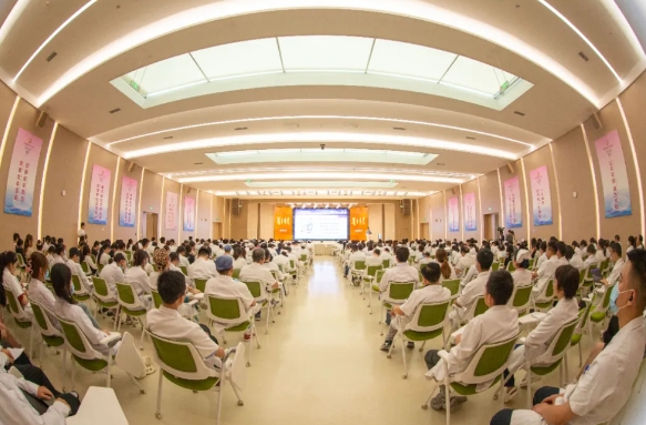 院士講堂 精彩紛呈！中國科學院竇科峰院士講授器官移植發(fā)展現(xiàn)狀